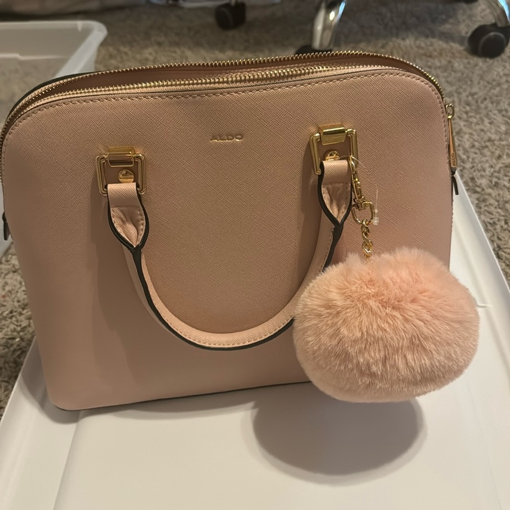 BRAND NEW PURSE